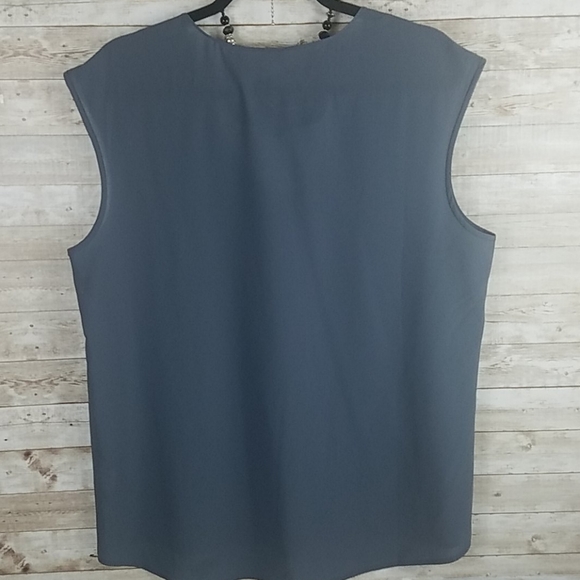 J Crew, 0132, Heather Gray sleeveless top, Size 14 - Picture 3 of 6